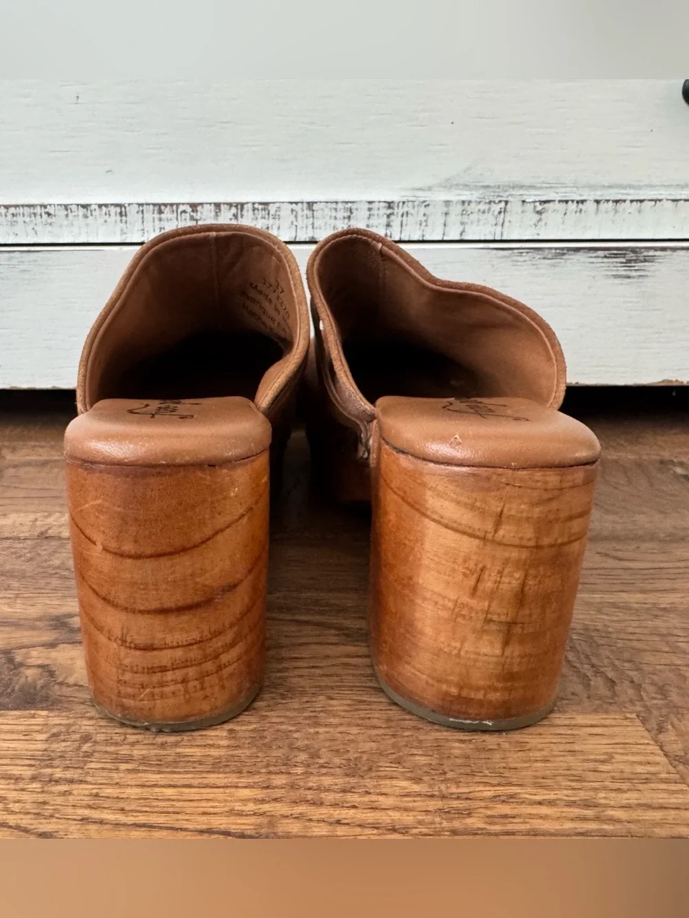 Free People Calabasas‎ Clog Cognac Suede Shoes Women's Size 37 US 7